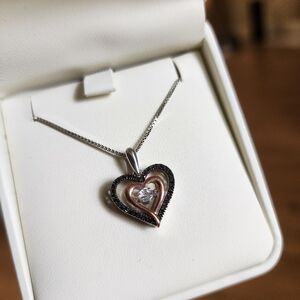 JARED Dancing Diamond Heart Necklace. New in box! Never worn.